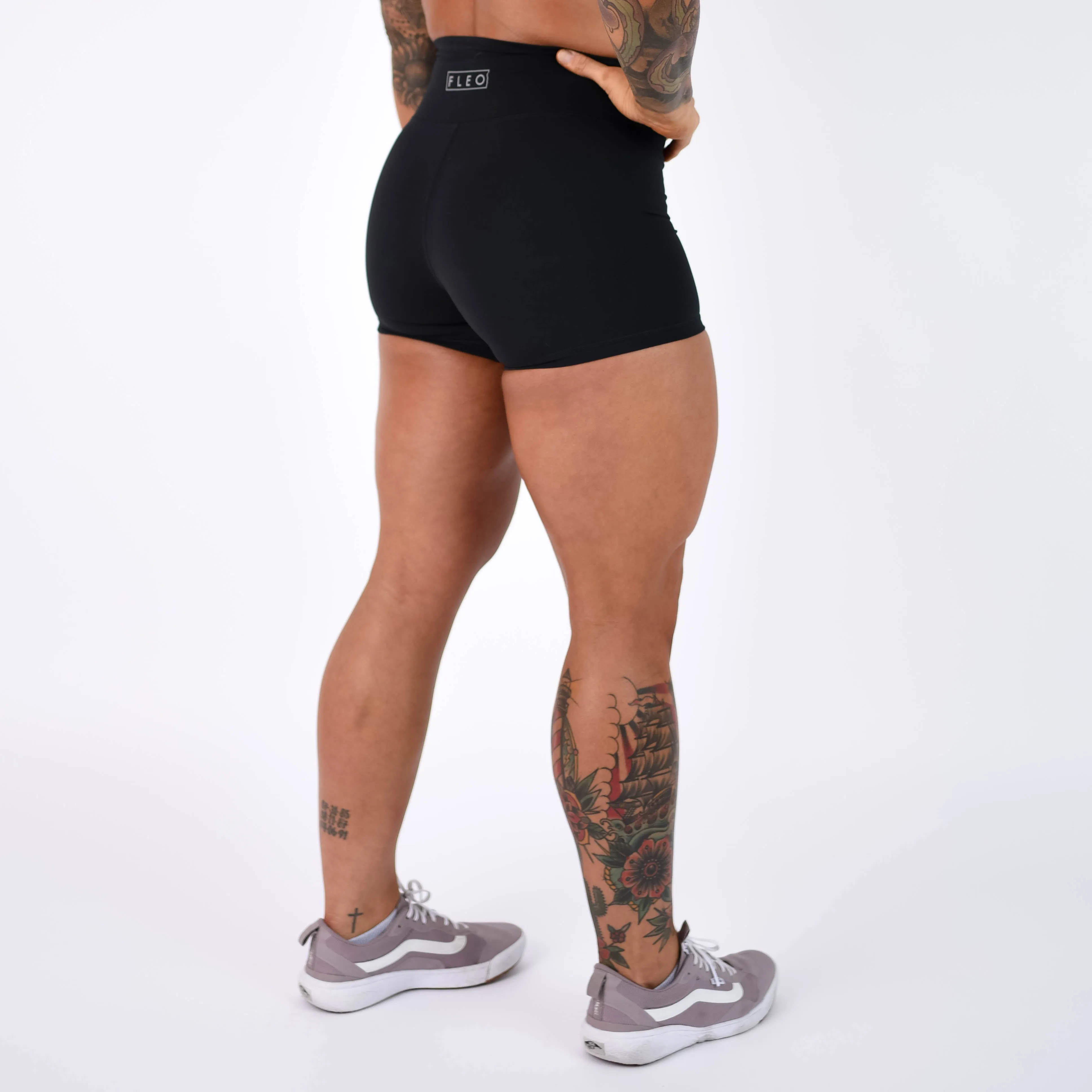 FLEO Black Shorts (True High - Muse)