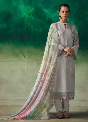 Light Grey Pakistani Style Salwar Kameez Suit