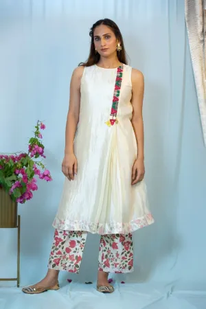 Silk embroidered placket kurta with dhoti pants