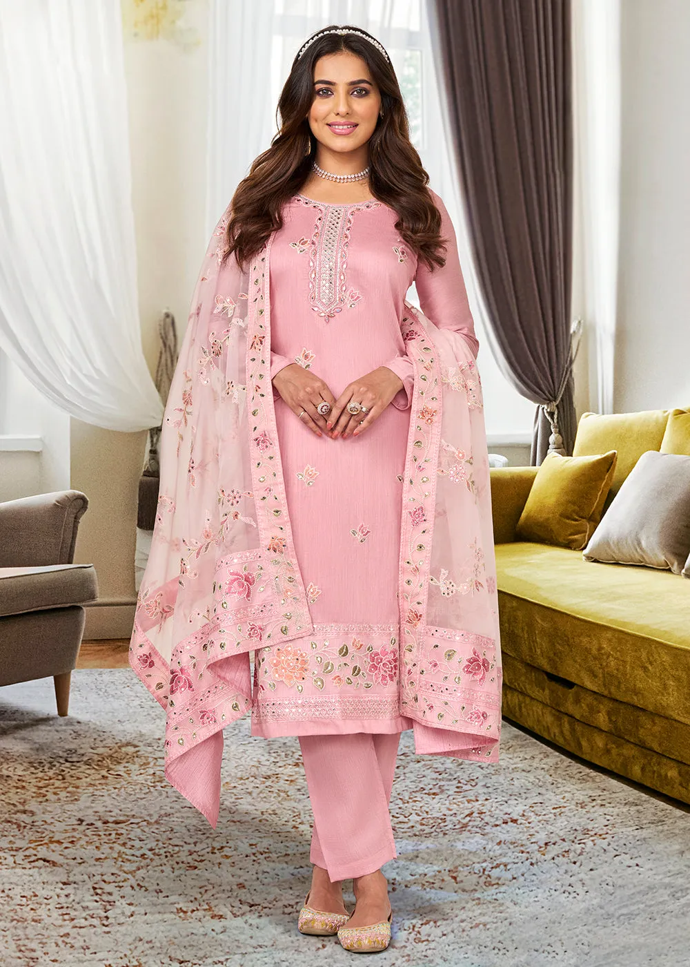 Viscose Silk Brilliant Pink Embroidered Salwar Kameez