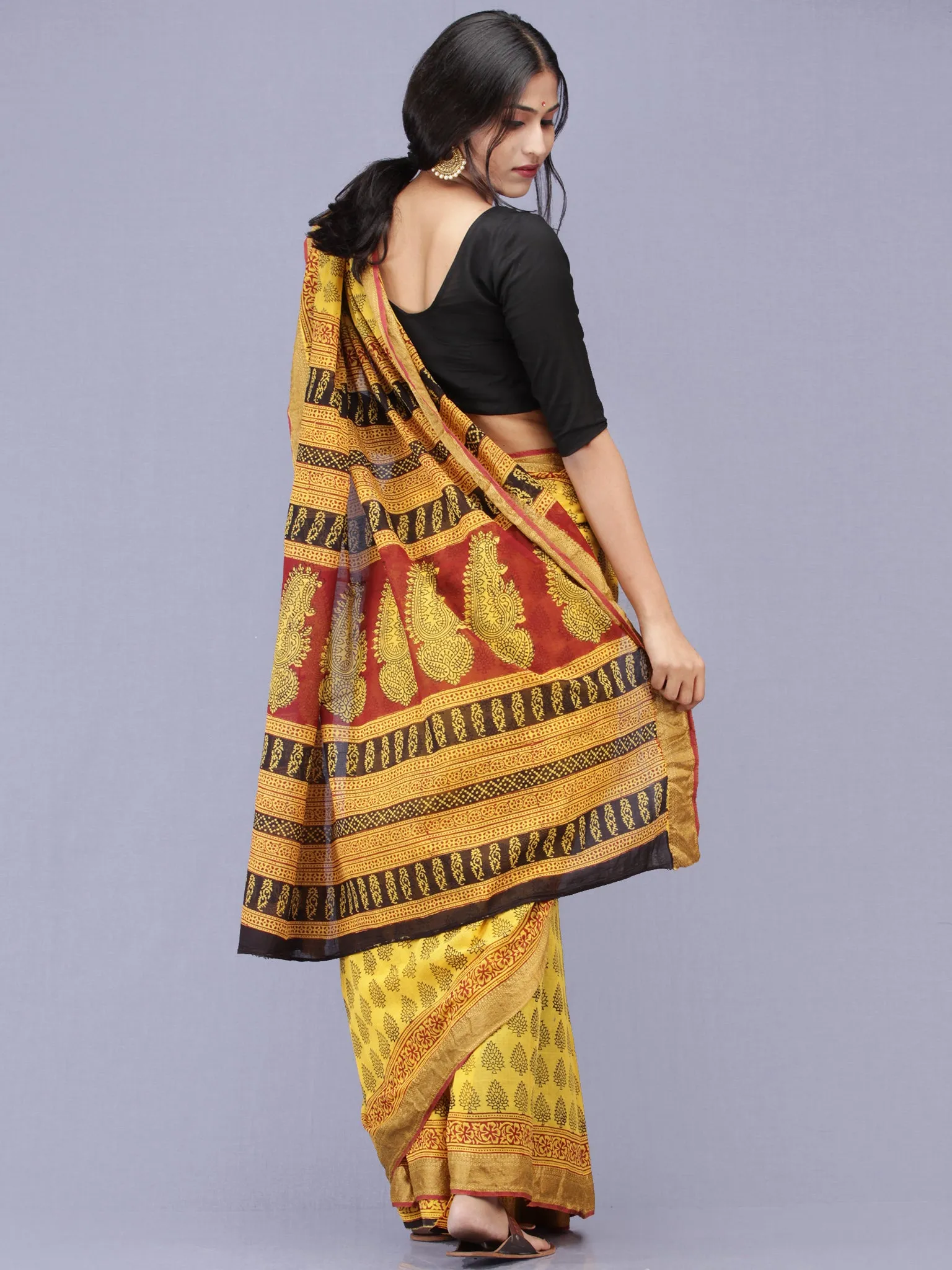 Yellow Maroon Black Bagh Printed Maheshwari Cotton Saree - S031704172